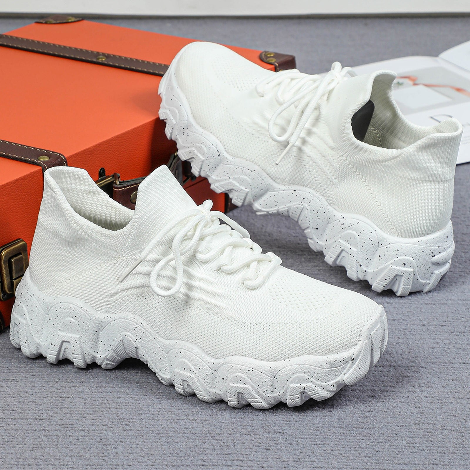 Dakaela Nurse Shoes for Women Classic Mesh Breathable Lightweight Non Slip Orthopedic Sneakers Clear 9.5