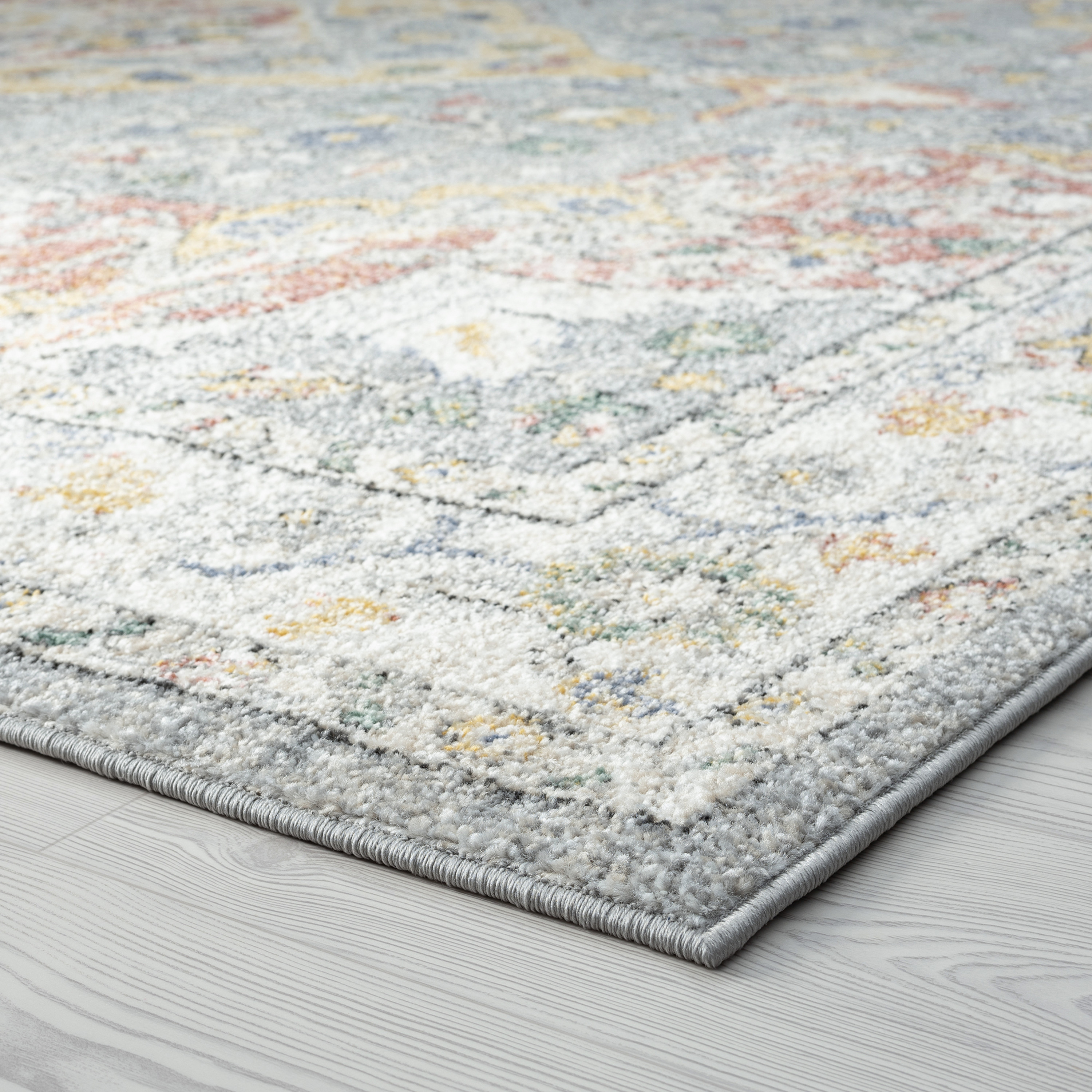 Addison Traditional 5' x 7' Rust and Blue Polypropylene Indoor Area Rug