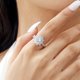 thumbnail image 2 of Anillo Giratorio Anillo Clásico Joyería de Moda Anillo Luminoso con Diseño de Sensación, 2 of 3