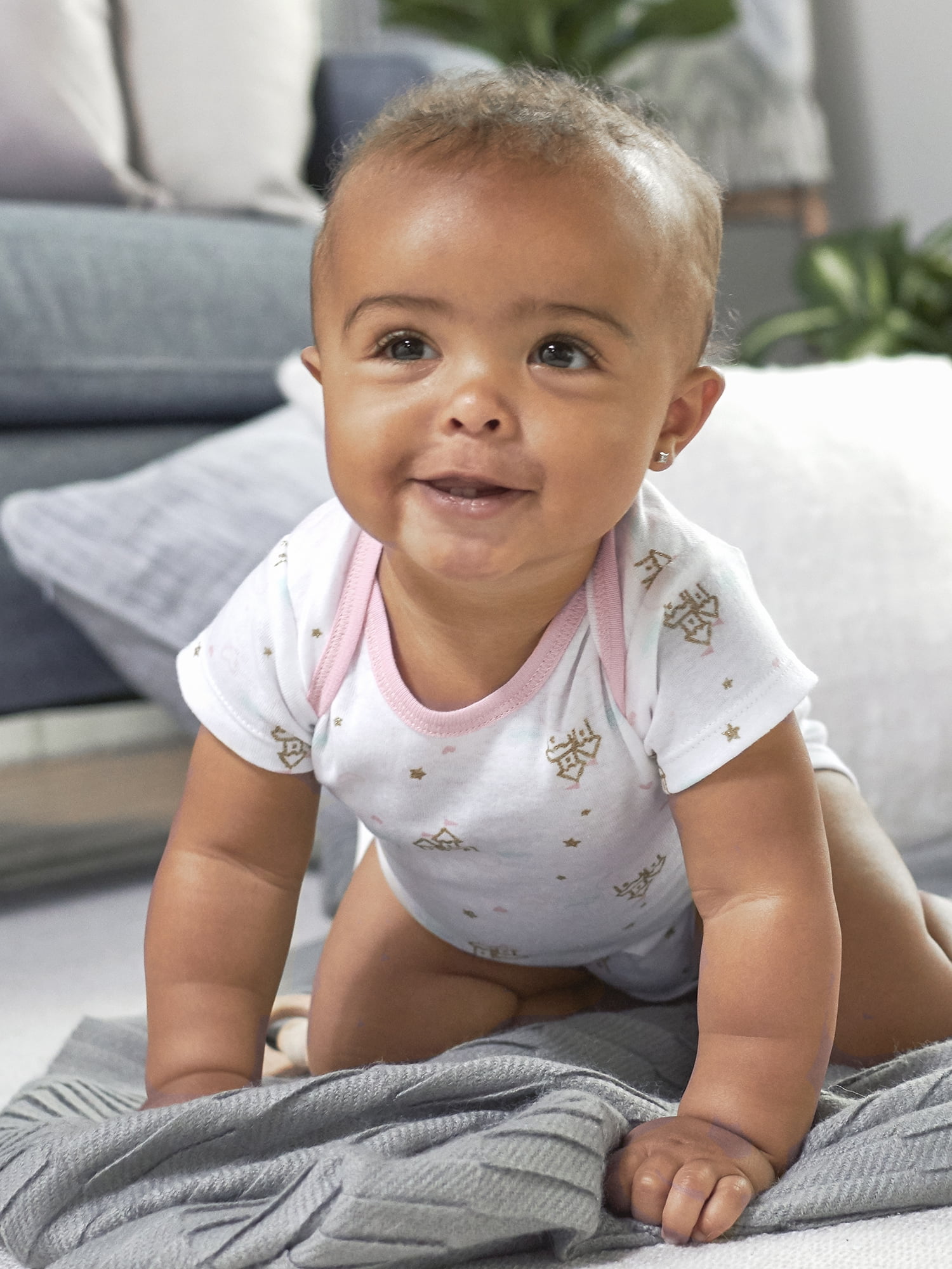 Gerber Baby Girl Short Sleeve Onesies Bodysuits, 5-Pack