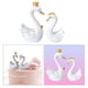 thumbnail image 4 of Estatua de Cisne de Resina 3D Colco Estatuilla de piezaza Escultura de Amal Pintada Hogar Jardín Escritorio Pastel blanco Estatua decorativa de figuras, 4 of 7