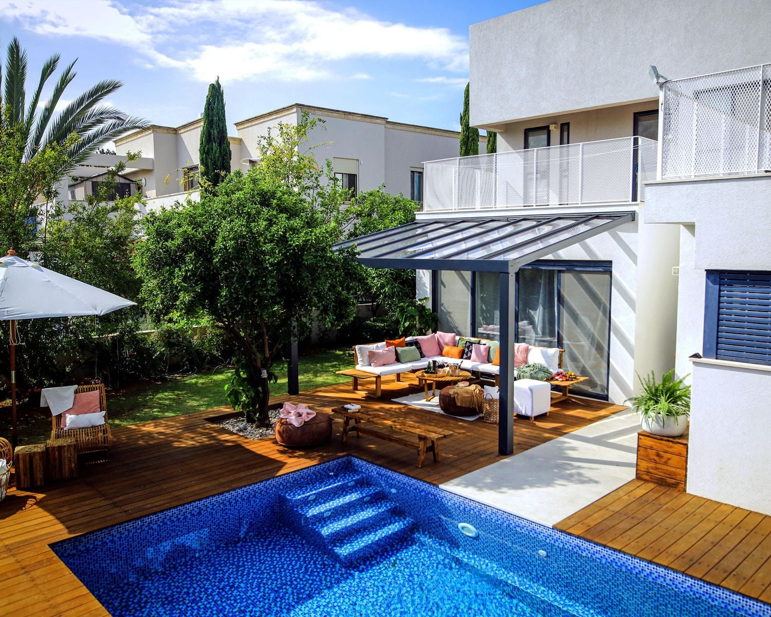 CANOPIA by PALRAM Stockholm 11 ft. x 17 ft. Patio Cover Kit - Grey