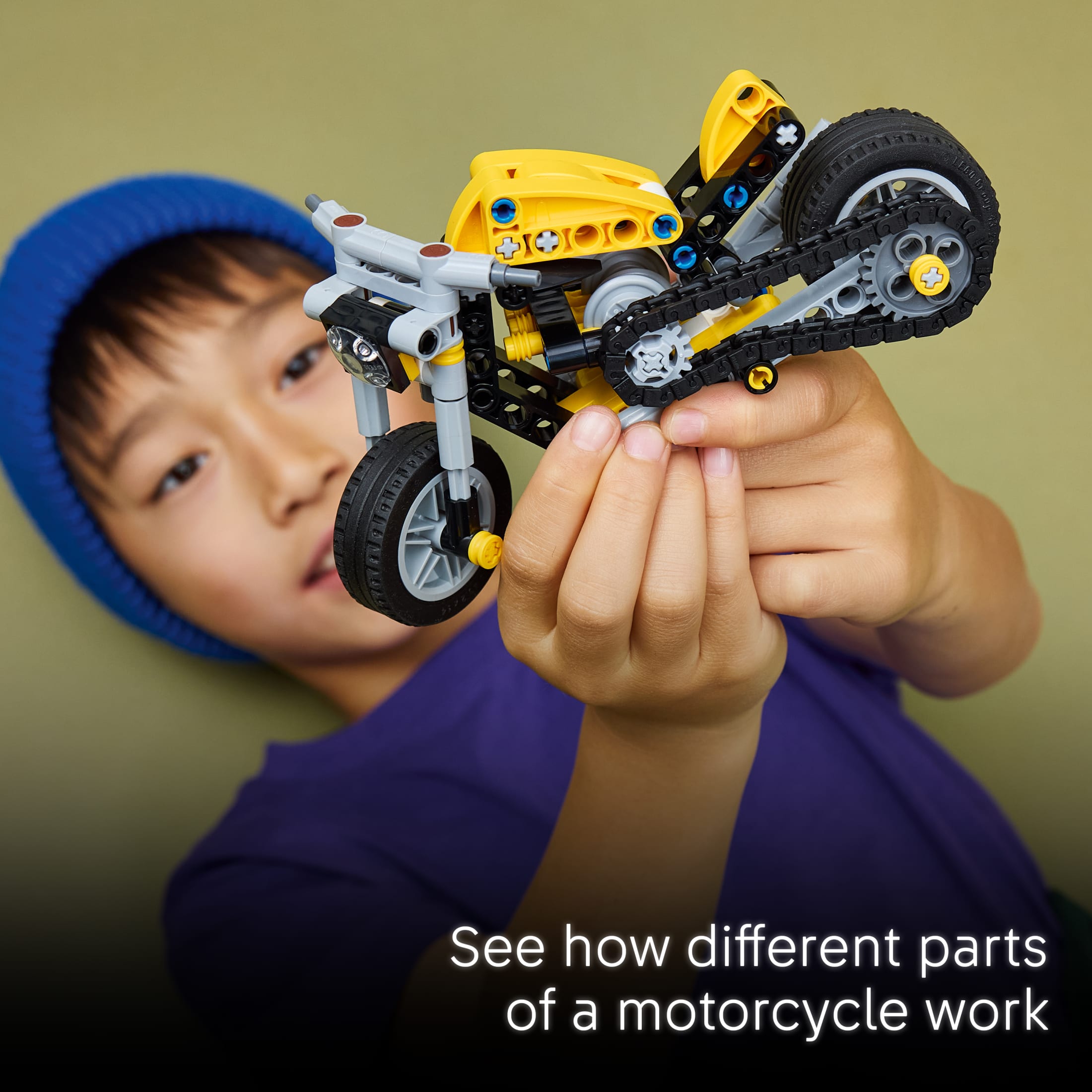 LEGO Technic Motocicleta Amarilla Juguete para Armar - Juguete de Construcción para Niños y Niñas, Mayores de 7 Años - Kit de Modelo con Detalles - Decoración para Dormitorio de Niños - Regalo para Cumpleaños - 42225 6