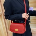 thumbnail image 3 of Bolso de diseño simple para mujer, bolso para debajo del brazo, nuevo bolso de hombro rojo de moda 2024, bolso de mano para mujer, 3 of 4