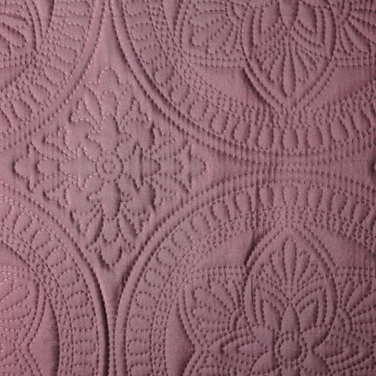 【m_quiltnail】 Mainstays Lilac Mink Medallion Quilt - Reversible - Walmart.com