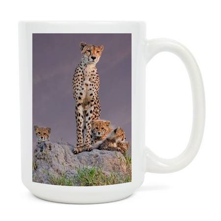 

15 fl oz Ceramic Mug Cheetah and Babies Dishwasher & Microwave Safe