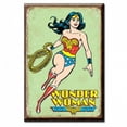 thumbnail image 1 of Wonder Woman Wonder Woman 797247 2 x 3 Po. Aimant Rétro, 1 of 4