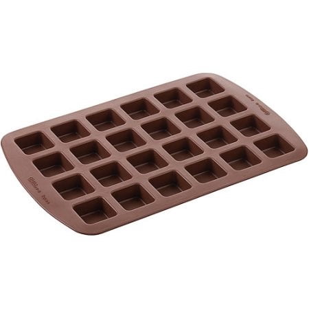 Wilton Easy Flex Silicone Bite-Size Brownie Mold, Square, 24 (Best Size Pan For Brownies)
