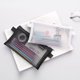 thumbnail image 1 of Bolsa de almacenamiento de malla transparente simple para bolígrafos, bolsa de bolígrafo portátil para exámenes de estudiantes, bolsa de papelería de gran capacidad, 1 of 5