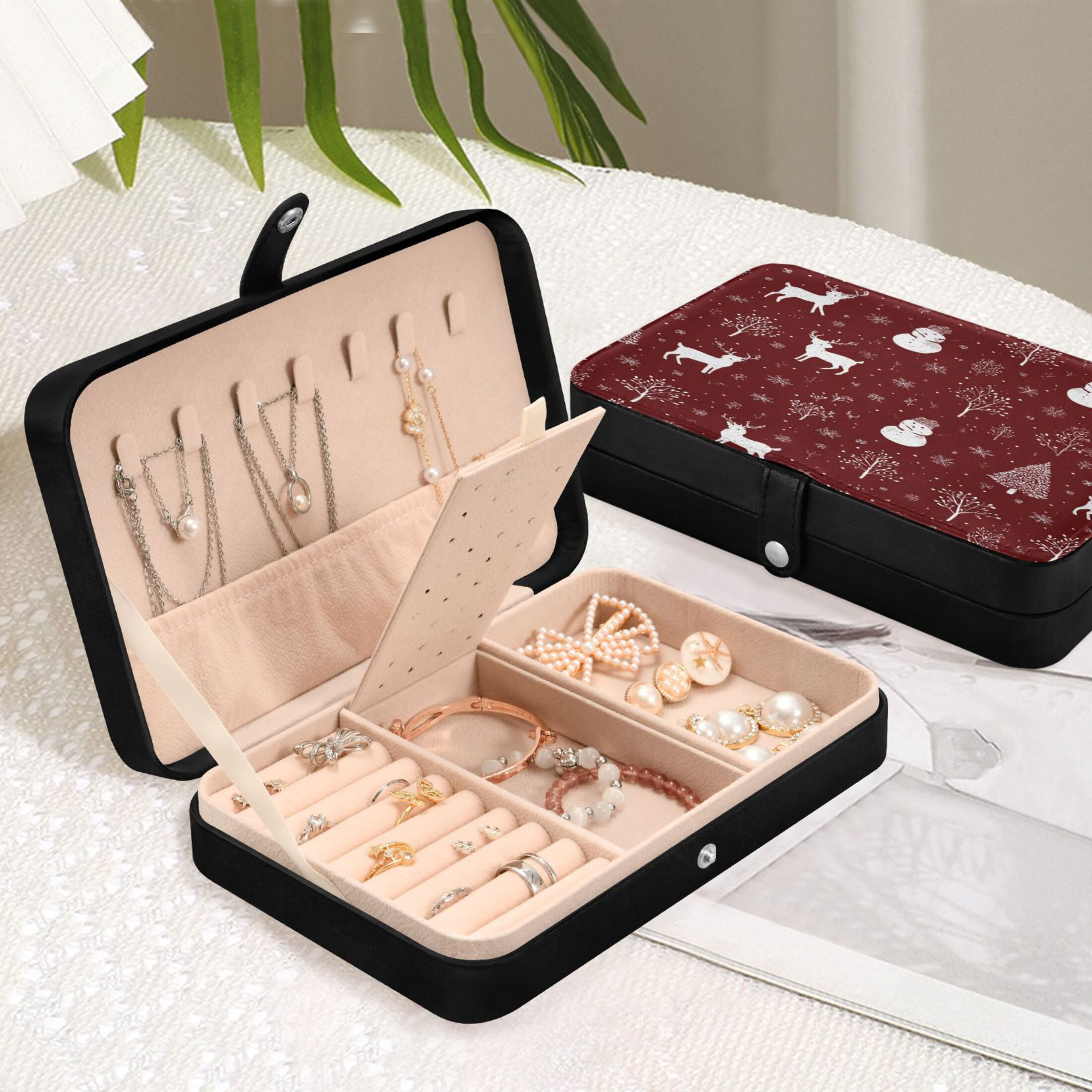 Leather Jewelry Box Rectangular 8.27x5.5x1.78In Travel Jewelry Storage Earrings Necklace Bracelet Watch Brooch Storage Seamless Christmas Elements