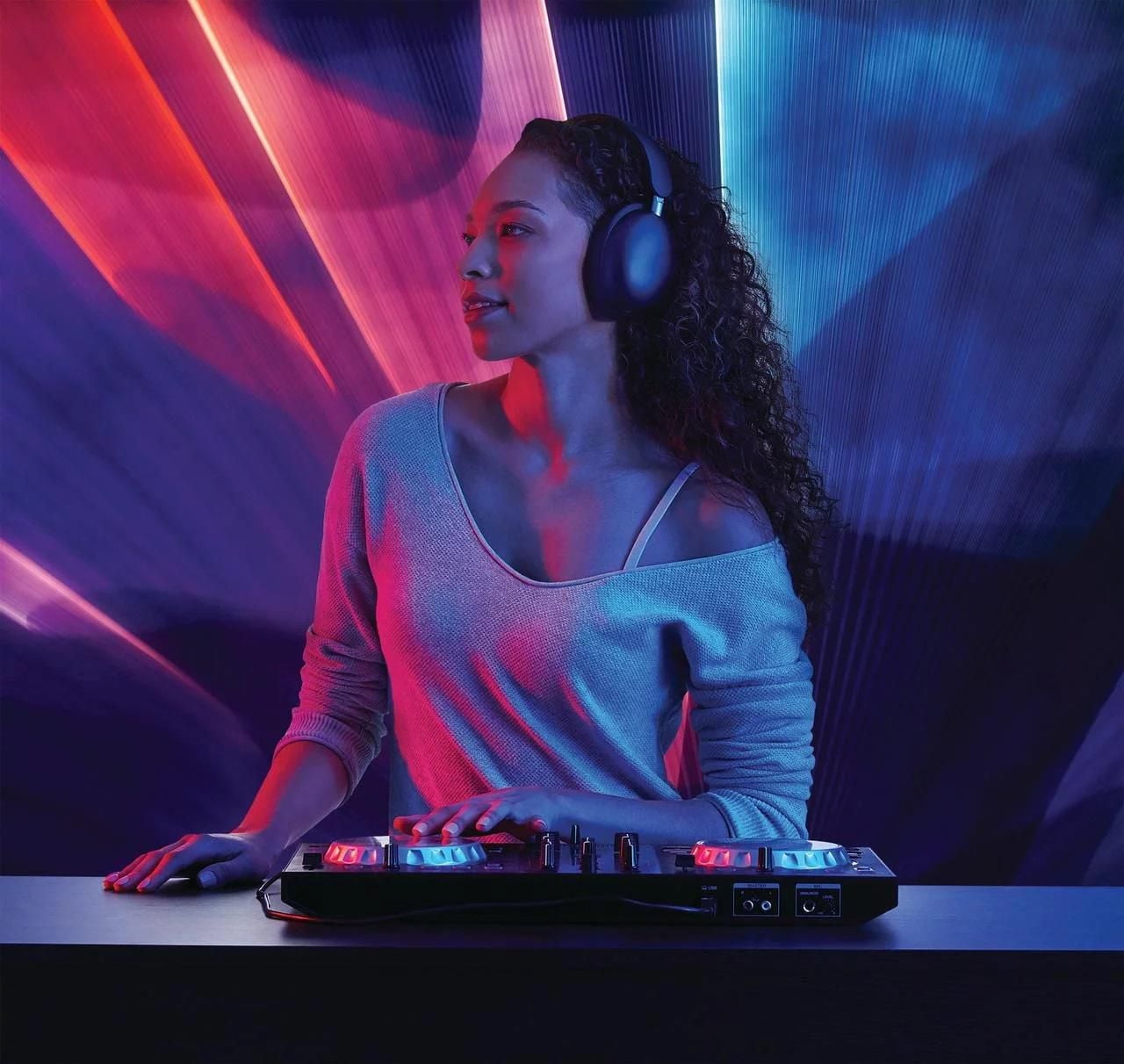 Écouteurs supra-auriculaires sans fil avec annulation active du bruit, modes son ambiant et conversation de onn.