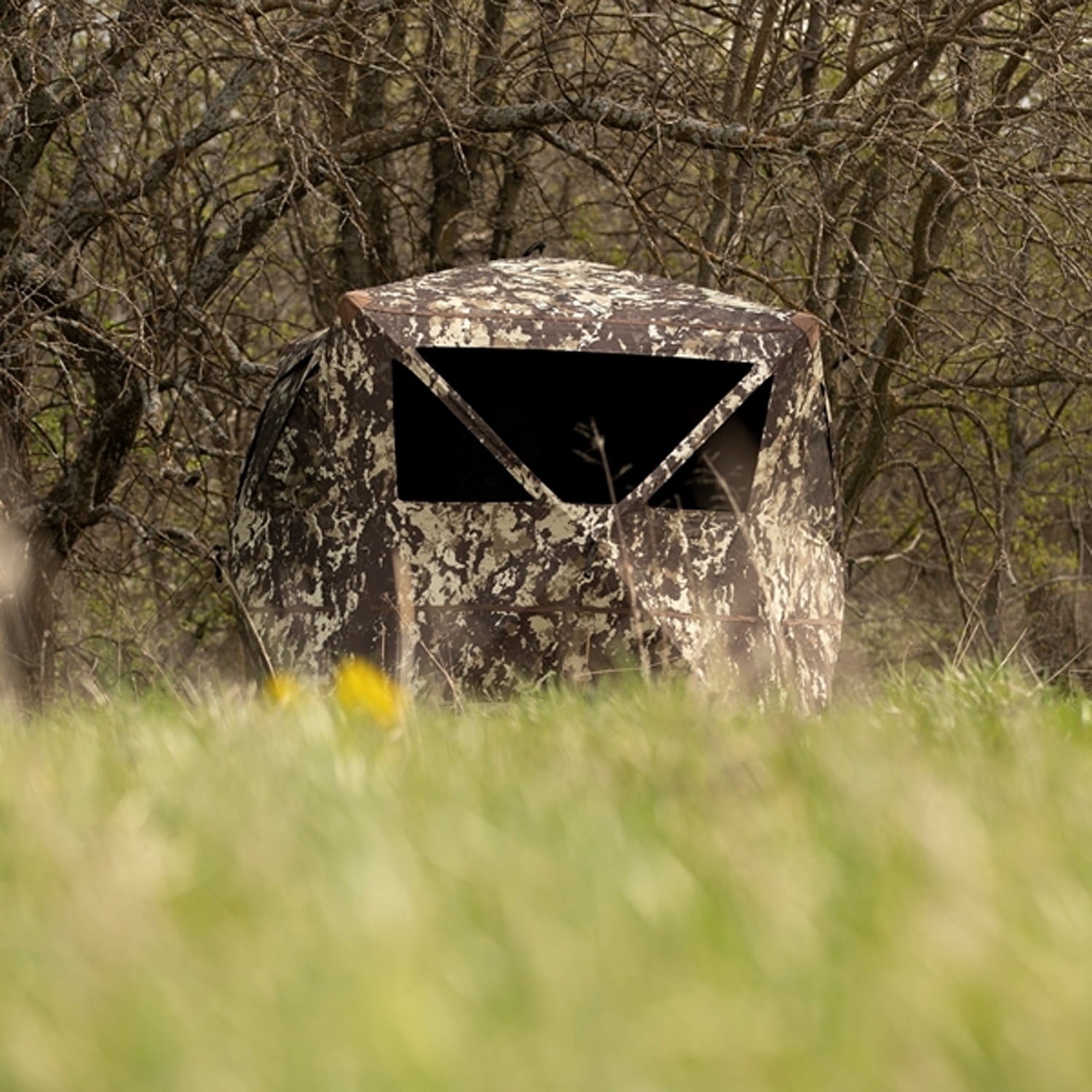 Barronett Blockout 5 Pop Up 4 Person Hunting Blind Ground Tent, Crater Core Camo