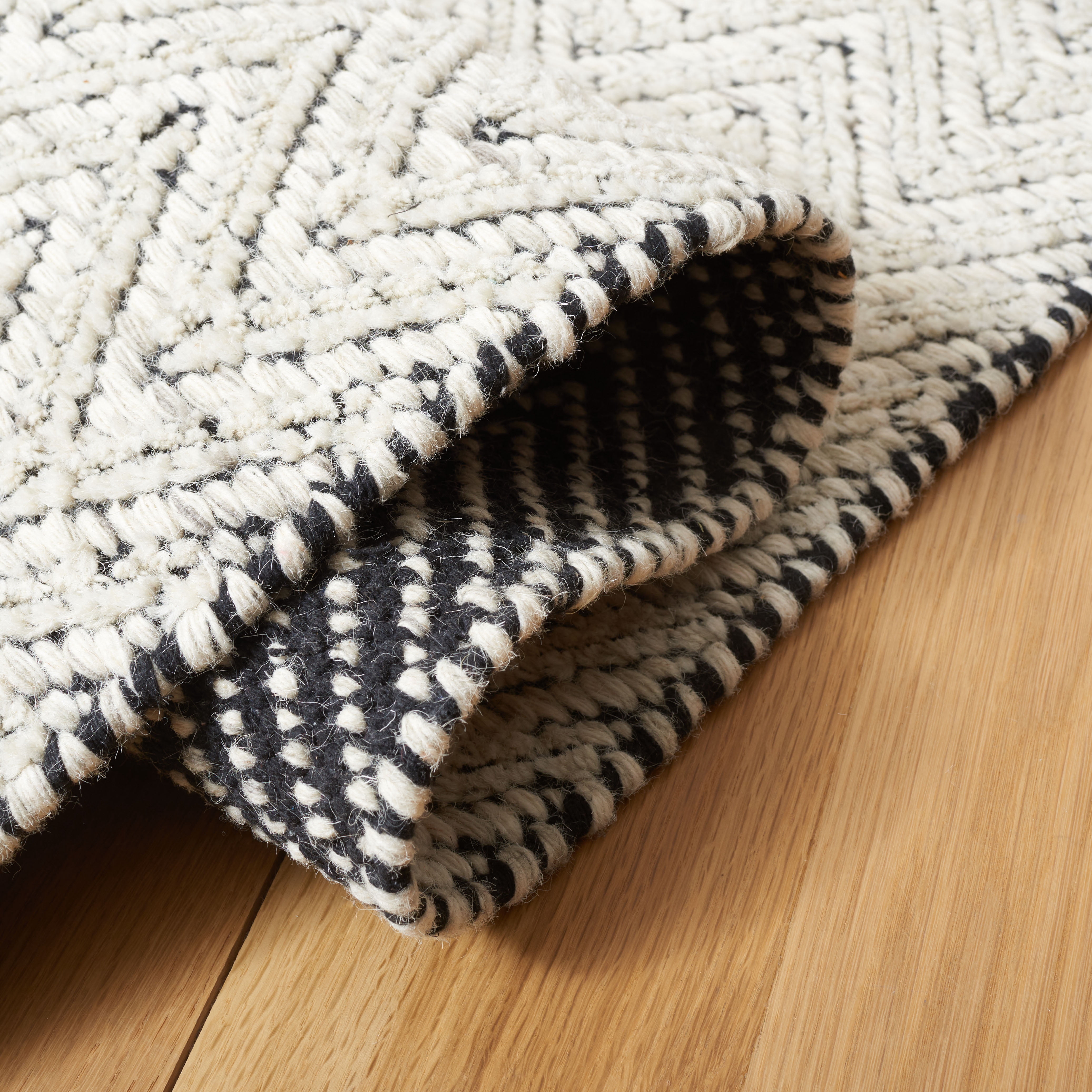 SAFAVIEH Martha Stewart Geometric Area Rug, Grey/Ivory, 5' x 8'