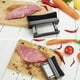 thumbnail image 3 of Herramienta para ablandar carne, hojas de acero inoxidable para uso no corrosivo y no oxidado, la infusión de adobo mejora el sabor de la carne, mango ergonómico de ABS para un agarre cómodo, tamaño, 3 of 7