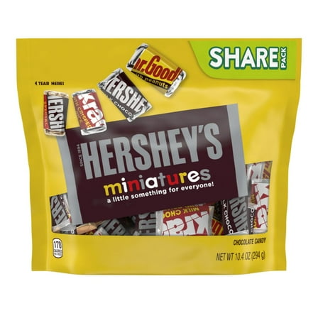 HERSHEY'S Miniatures Assorted Chocolate Candy Share Pack