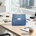 thumbnail image 4 of Bolso de mano para ir al trabajo, ideal para el almuerzo o para llevar cosméticos. Diseño con gatitos adorables. Bolso vaquero informal de gran capacidad para mujer., 4 of 6
