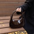 thumbnail image 2 of Bolso Hombro para Mujer Mano Con Forma Media Color Sólido Que Combina Fecha Compras, 2 of 9