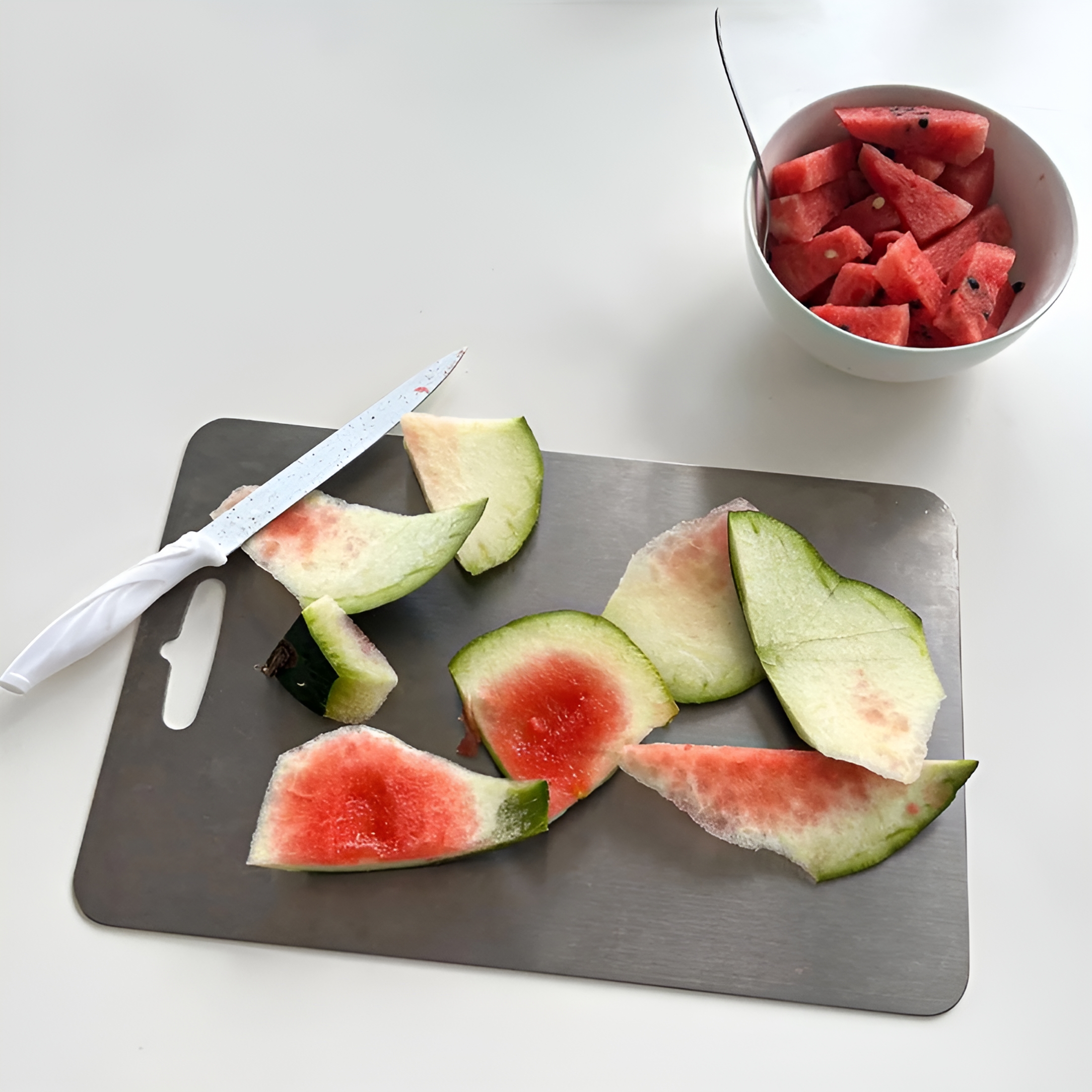 ACDANC 2026 New Premium Titanium Coated Cutting Board-Double-Sided Steel Chopping Mat for Kitchen,Cutting Boards for Kitchen Non Toxic Medical-Grade,Dishwasher Safe,Non-Toxic (14 X 10 In),Silver
