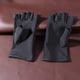 thumbnail image 5 of EeaseMX 5 pares de guantes con protección UV para manicura y manicura, protectores de manos para lámpara de luz ultravioleta (negros), 5 of 7