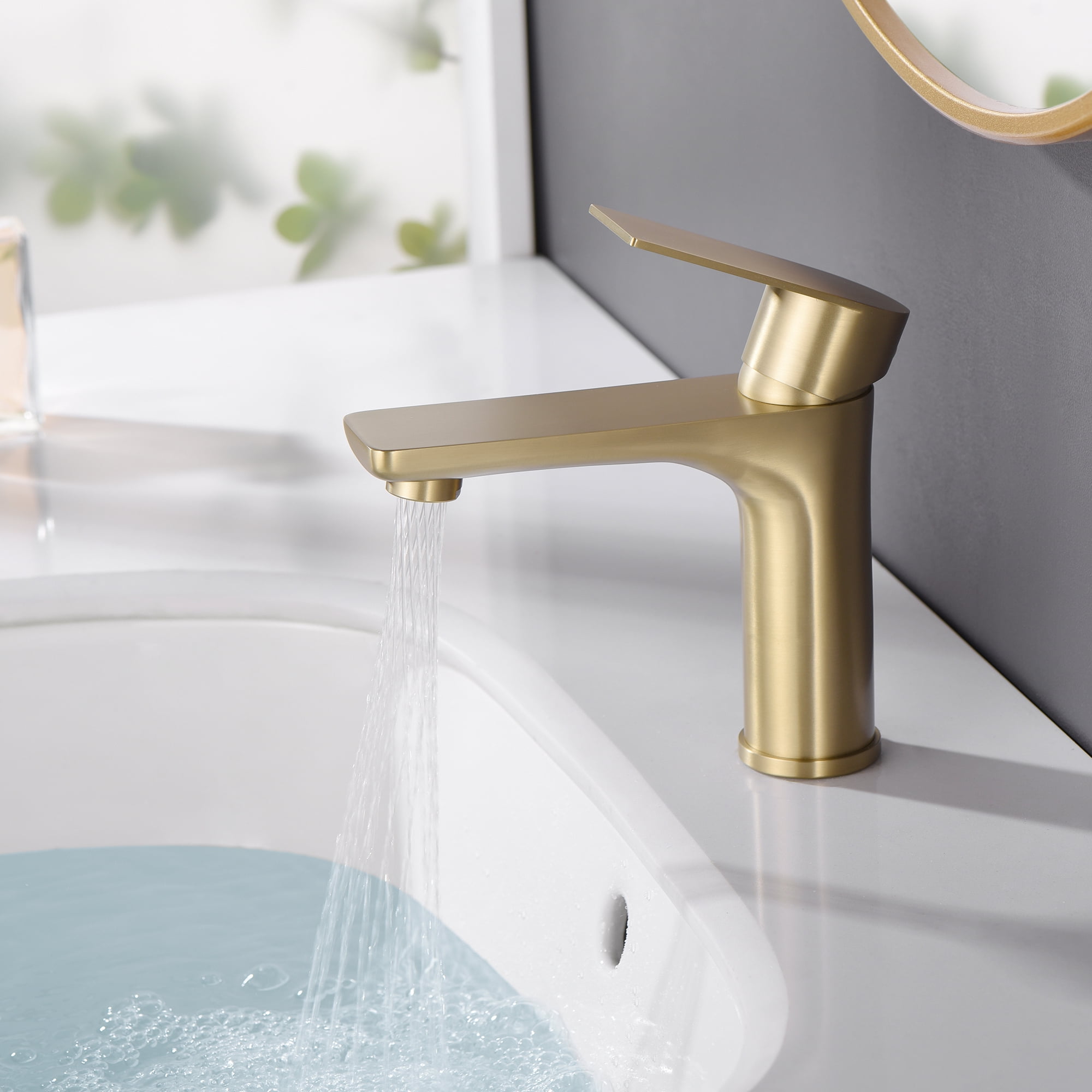 sumerain Single Hole Bathroom Faucet,Stainless Steel Bathroom Sink Faucets,Brushed Gold Single Handle Bathroom Lavatory Faucet with Water Supply Lines