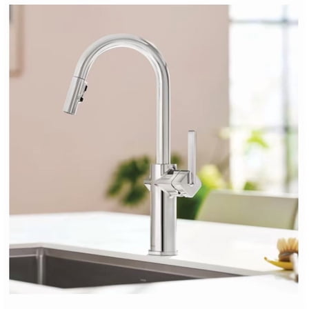 Moen Joric Chrome Single Handle Deck-mount Pull-down Kitchen Faucet with Sprayer (Includes Deck Plate)