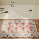 thumbnail image 1 of Alfombra antideslizante y absorbente para baño de 60x40 cm con patrón decorativo y material de lino lavable a máquina, 1 of 6