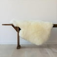 thumbnail image 1 of Tapis en Peau de Mouton Simple Premium de Nouvelle-Zélande, 1 of 3