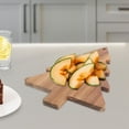 thumbnail image 3 of Tabla de cortar/plato navideño de madera (2 unidades) con forma de árbol de Navidad, ideal para sushi, frutas, aperitivos y dulces., 3 of 8