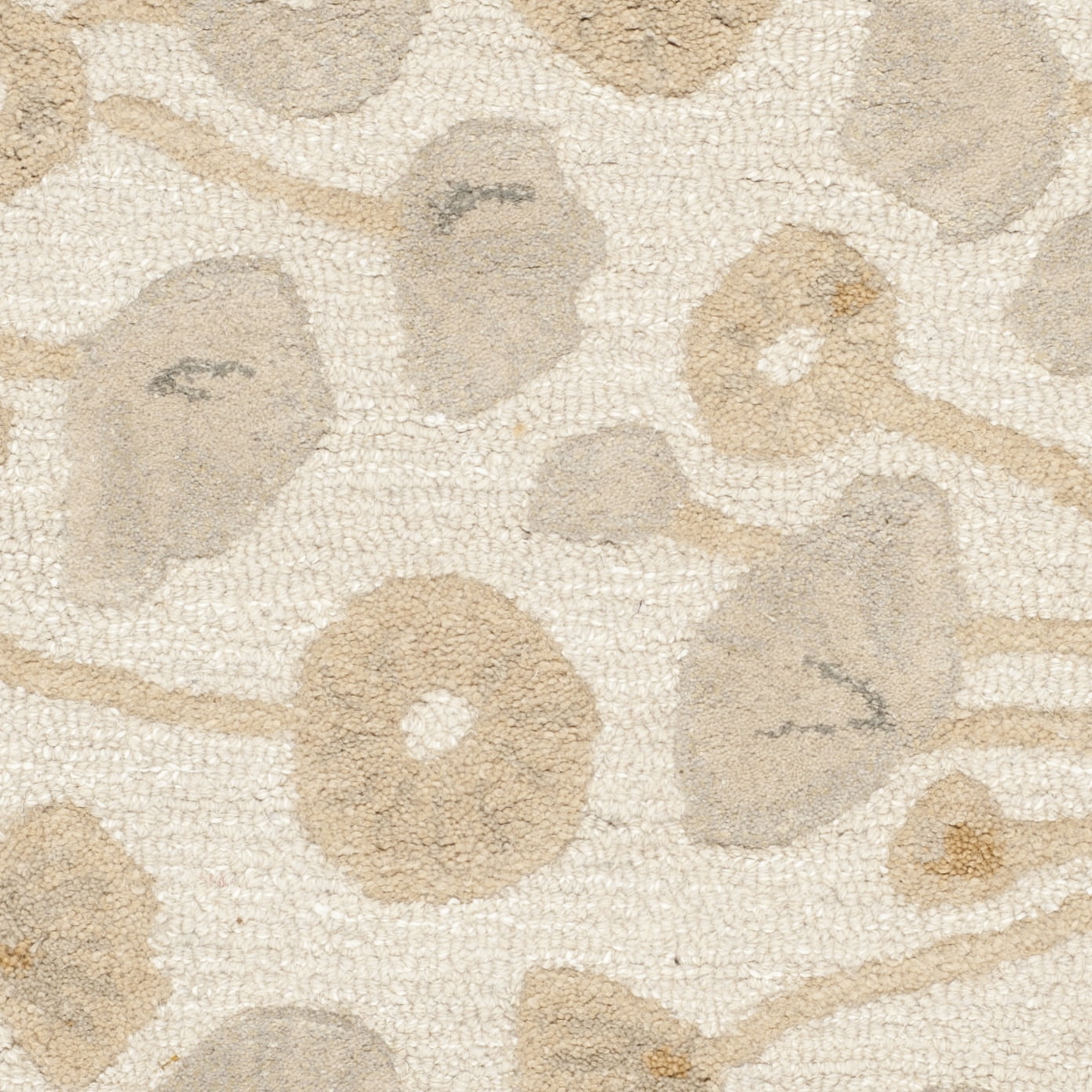 SAFAVIEH Martha Stewart Poppy Glossary Floral Area Rug, Nutshell/Brown, 5' x 8'