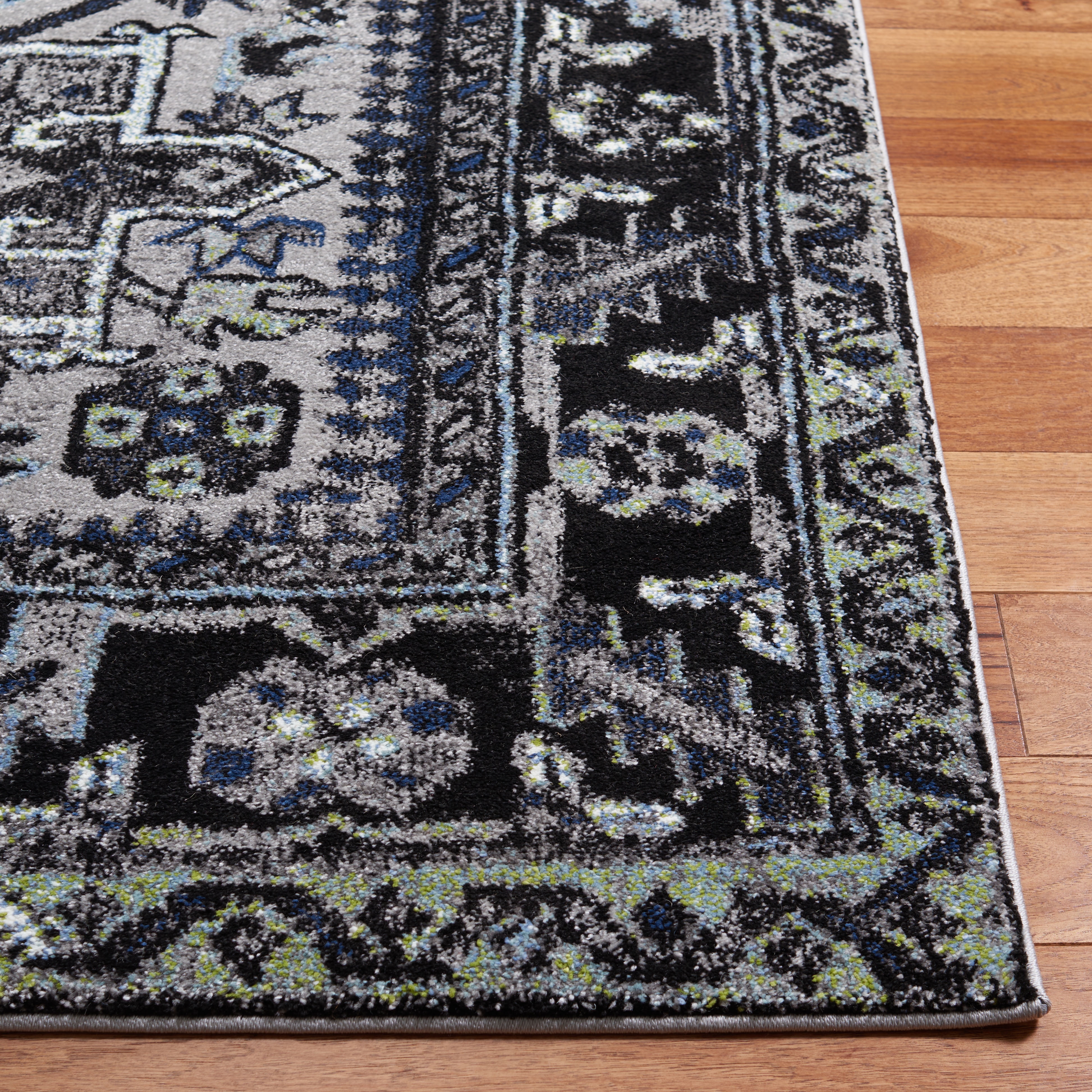 Safavieh Vintage Hamadan Dania Oriental Runner Rug, Light Gray/Dark Gray, 2'3" x 6'