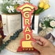 thumbnail image 3 of 2025 Adornos de escritorio de graduación de madera - DIY escribibles, fáciles de montar, decorativos - para fiestas de graduación y vuelta al cole, 3 of 7