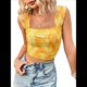 thumbnail image 1 of Camiseta Sin Mangas con Cuello Cuadrado y Estampado Floral para Mujer, Corte Ajustado para Vacaciones. Amarillo S, 1 of 9