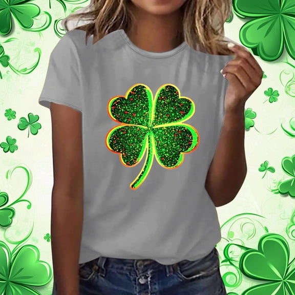 St. Patrick's Day Shirt for Women Four Leaf Clover Glitter Graphic T-Shirt Short Sleeve Crewneck Casual Festival Apparel Holiday Gift