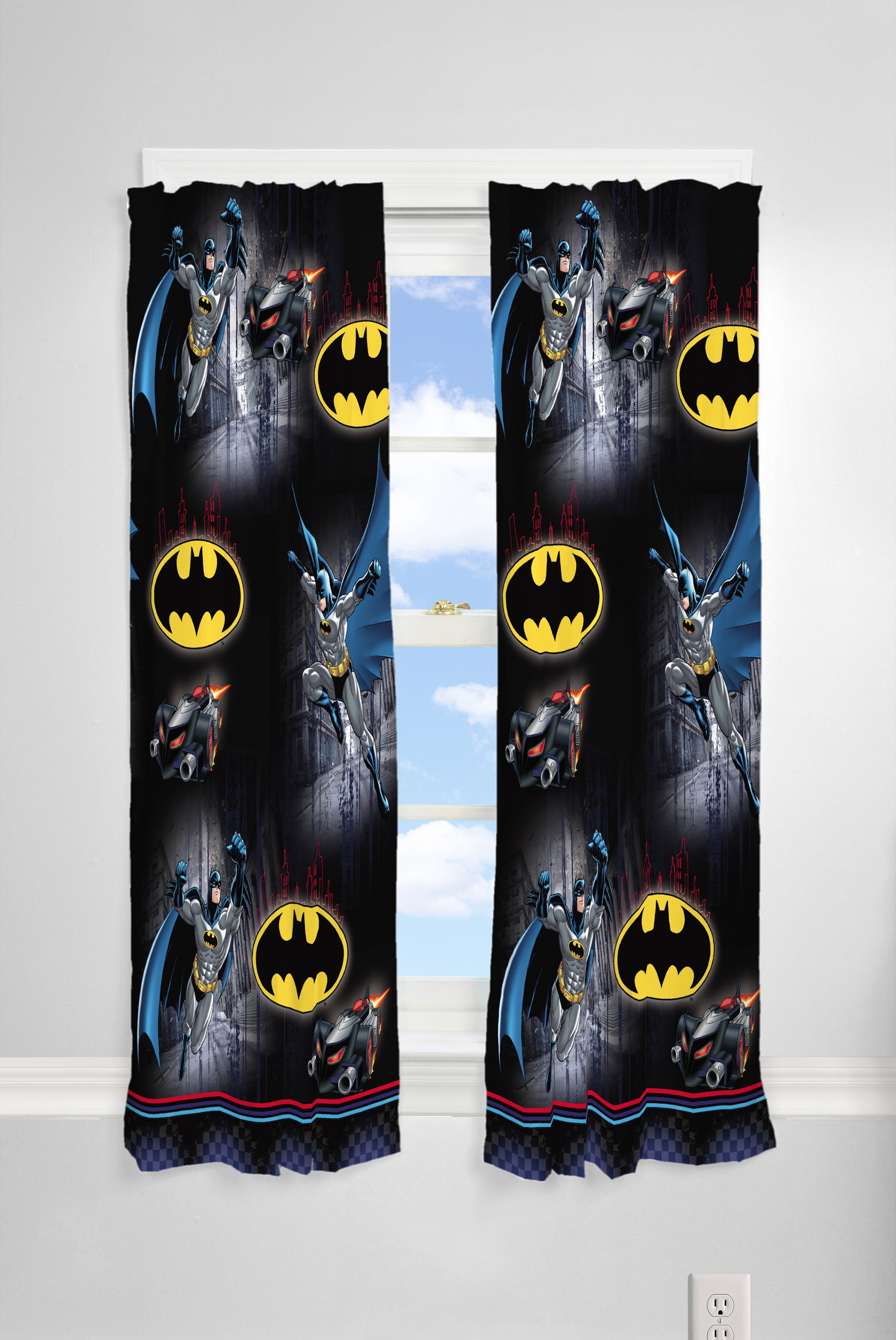 Warner Bros Batman Logo Microfiber Shower Curtain 72-Inch By 72-Inch 