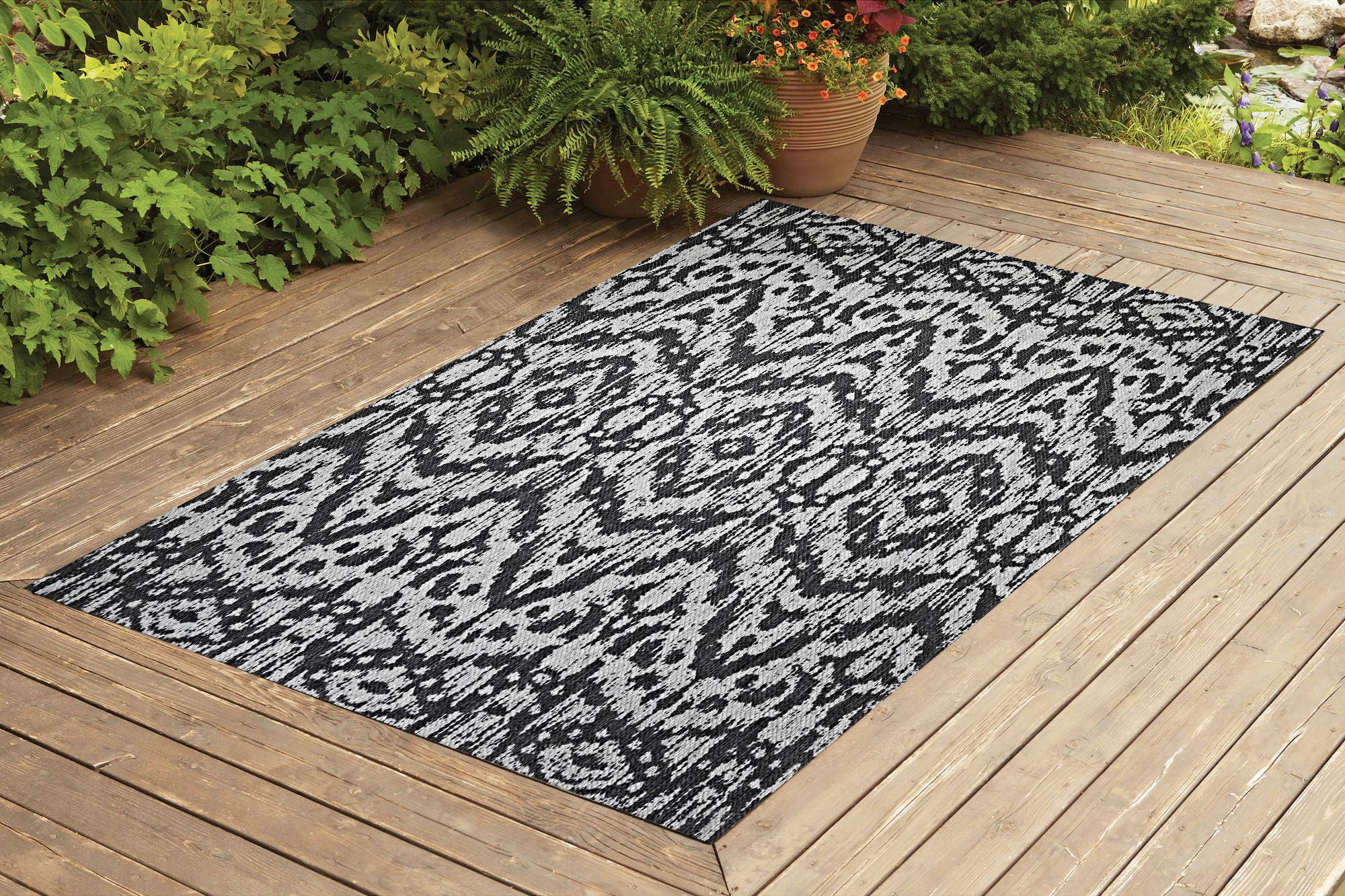 Contemporary Indoor / Outdoor Sisal Area Rug by Benissimo NonSkid
