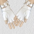 thumbnail image 4 of Guantes de medio dedo para baile de mujer, de cuero, antideslizantes, con remaches de cadena estilo punk, para baile en barra, hip hop, 4 of 6