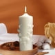 thumbnail image 1 of Vela aromática con forma de columna de rosa en relieve para San Valentín, ideal para dormitorio, sala de estar, baño y regalo festivo., 1 of 6