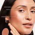 thumbnail image 3 of Iluminador multiuso Makeup Saie Glow Sculpt y colorete en crema, 3 of 9