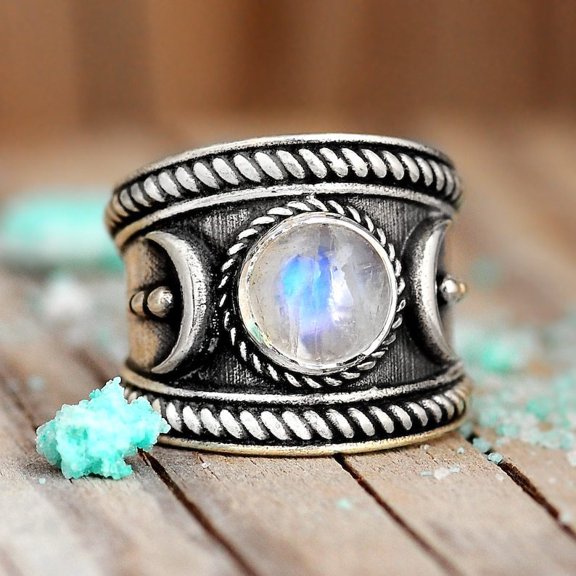 Adjustable Index Finger Ring: Stylish Alloy Plated Design for Women, Perfect for Daily Wear and Special Events