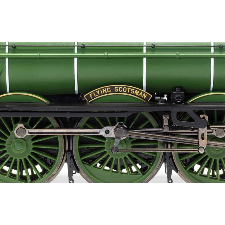 Hornby R1255T Flying Scotsman Train Set 00 Gauge Metal and