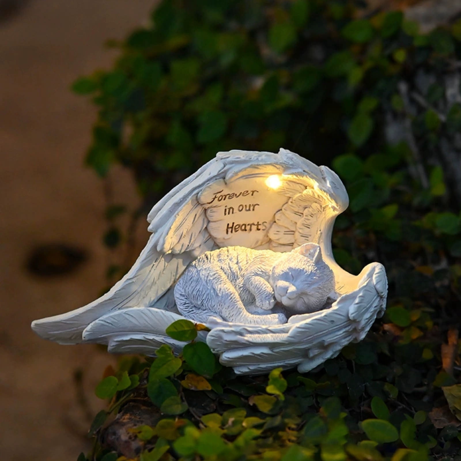 Pet Cat Solar Garden Memorial Statue - Outdoor Resin Angel Kitty with Solar Light, Guardian Angel Kitten Memorial Gift for Patio, Lawn, Yard, Garden Decor - White