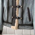 thumbnail image 4 of Chaqueta vaquera de piel de cordero para mujer, abrigo vaquero grueso y cálido con diseño de oveja, forro de lana, abrigos vaqueros Sherpa con bolsillo para prendas de vestir exteriores más gruesas, 4 of 5