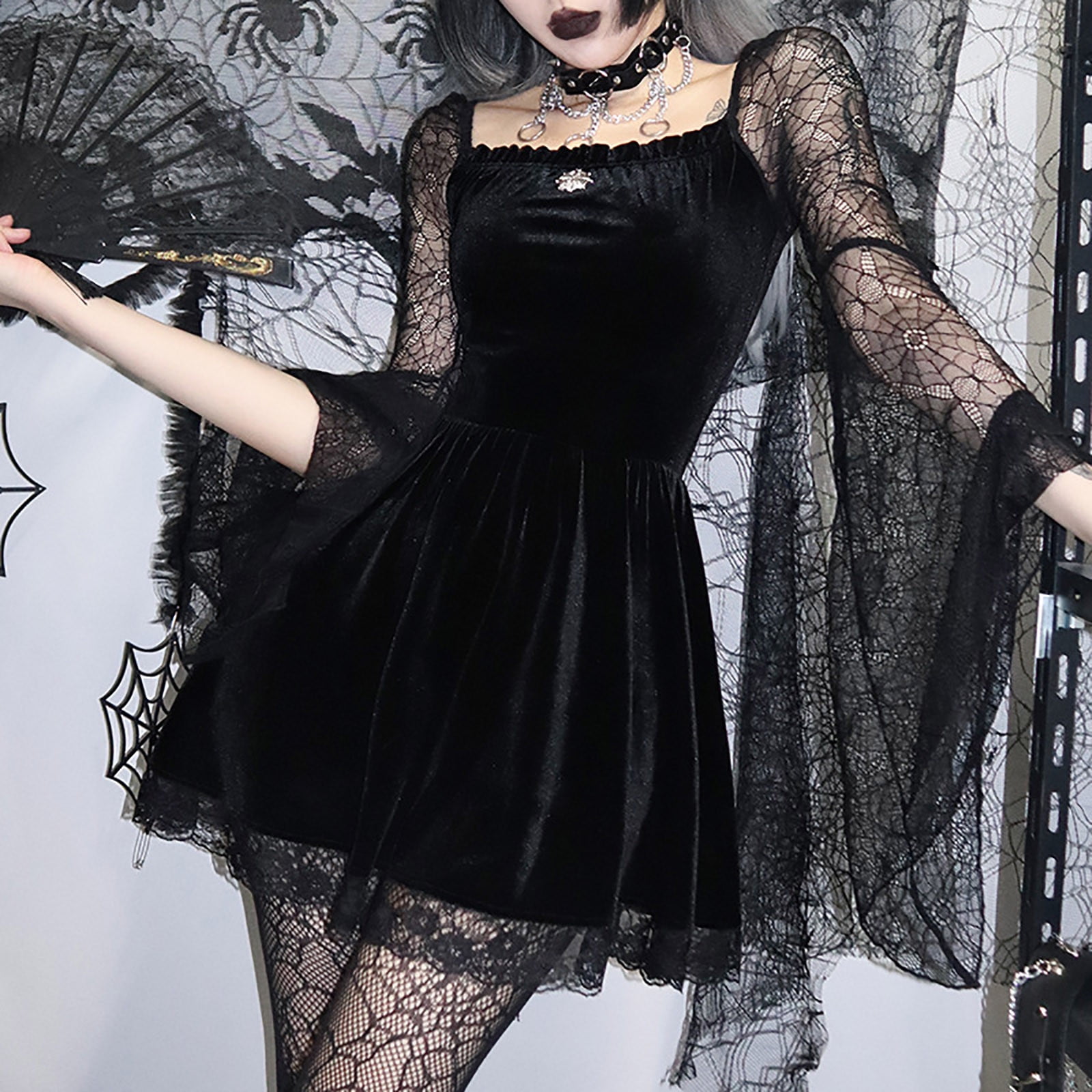 Gothic Fashion  Gothic outfits, Lolita fashion, Gothic fashion