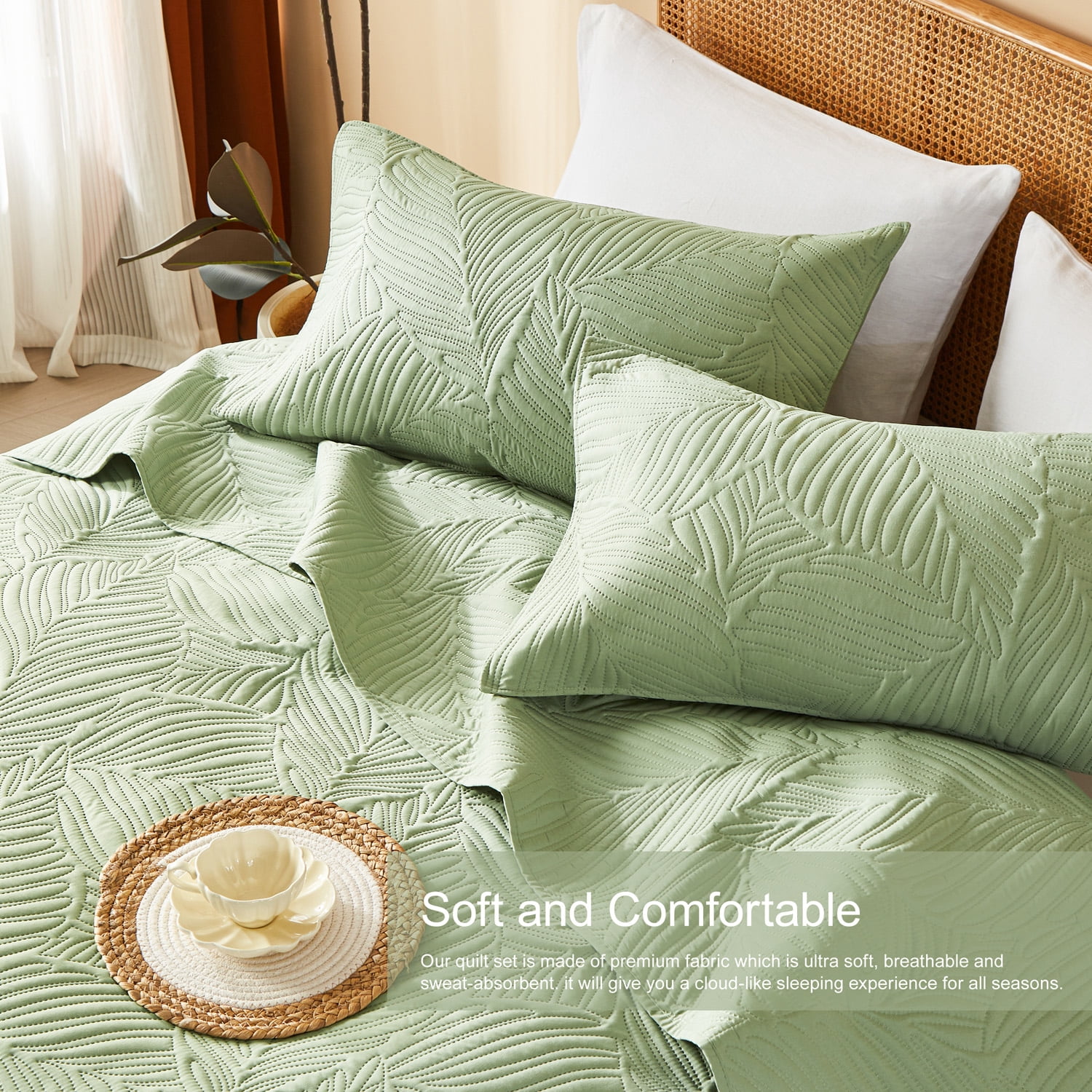 Davulos 3 Pieces Queen Quilt Bedding Set Soft Lightweight Sage Green Bedspread with Leaf Pattern,Microfiber Bed Coverlet Full Size for All Season(1 Quilt, 2 Shams)