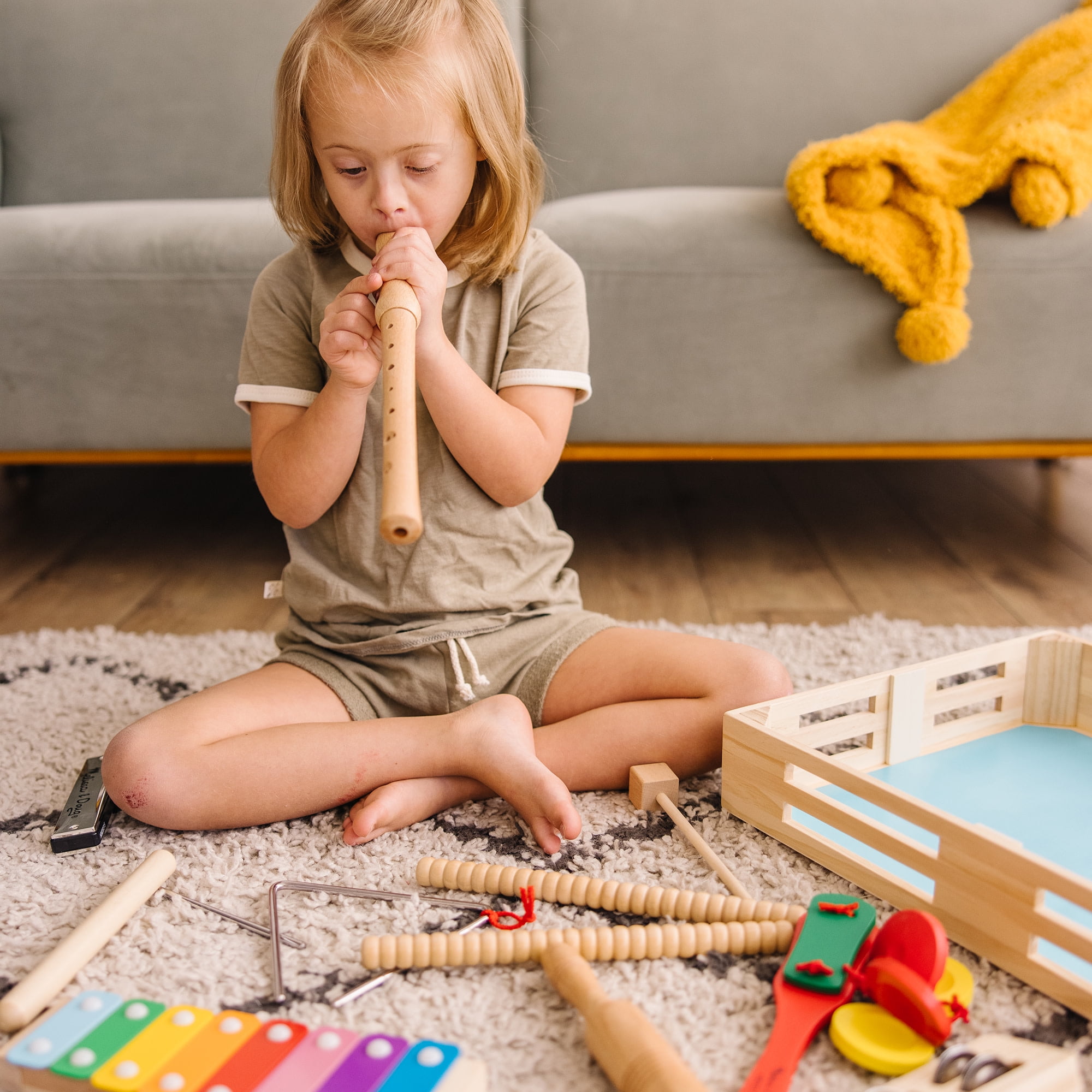 Melissa & Doug Deluxe Band Set With Wooden Musical Instruments and Storage Case