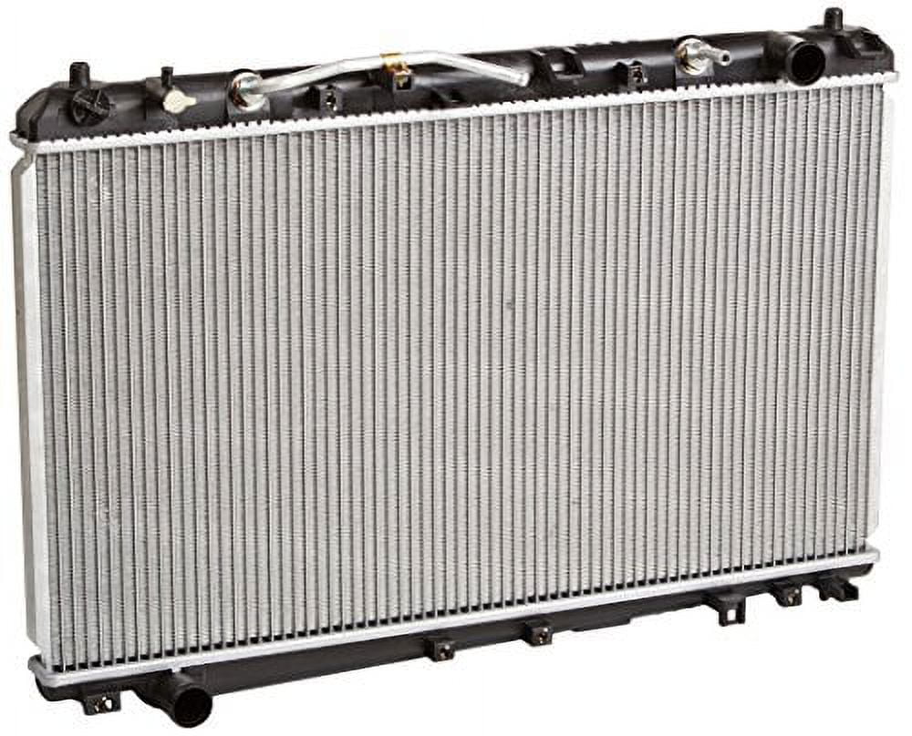 Denso 221-0501 Radiator For Lexus ES300 1997-2001 221-0501