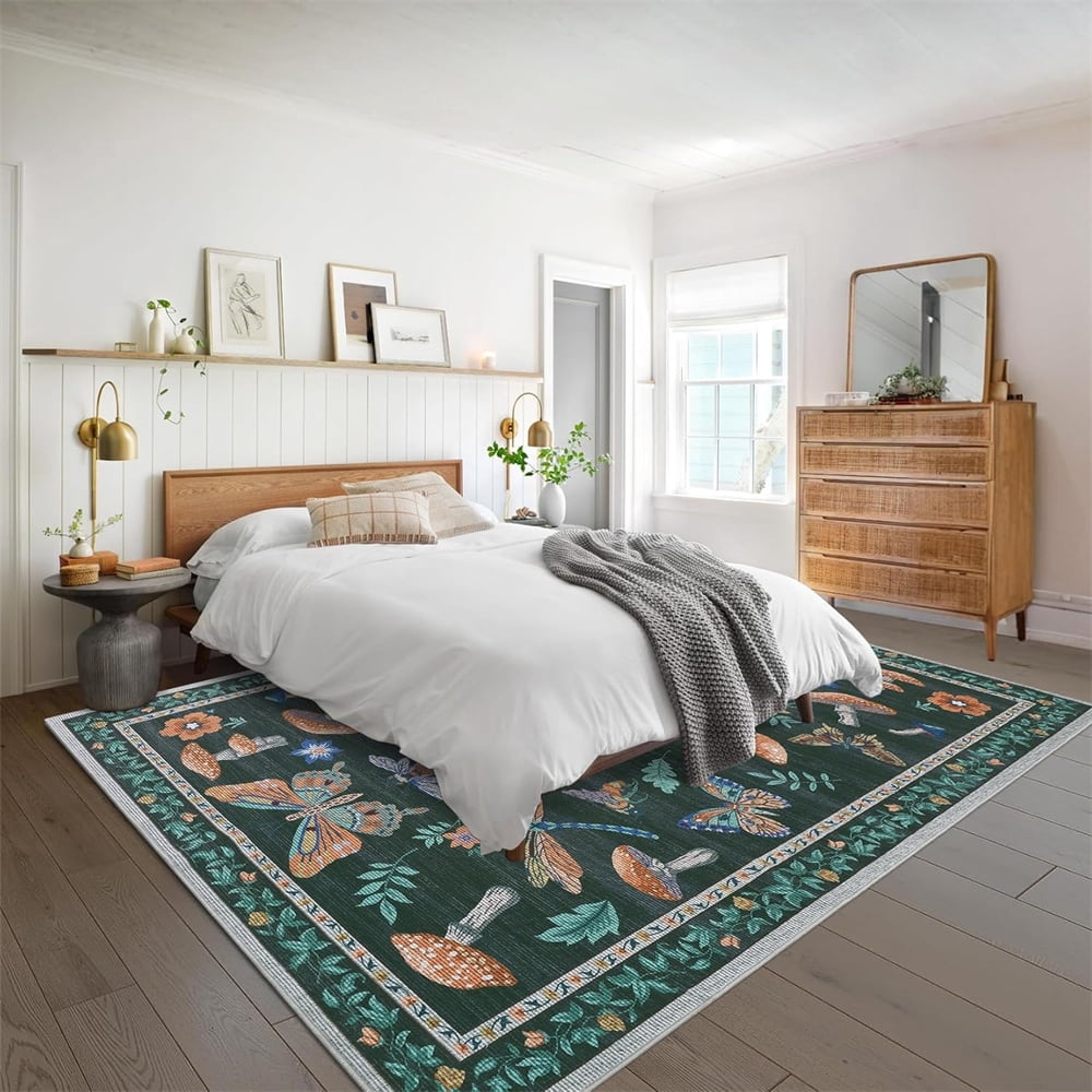 Washable Runner Rug Modern Insect Floral Print Area Rug Mushroom Carpet for Kitchen Stain Resistant Carpet with Non-Slip Backing Low Pile Floor Cover for Hallway Laundry Bedroom
