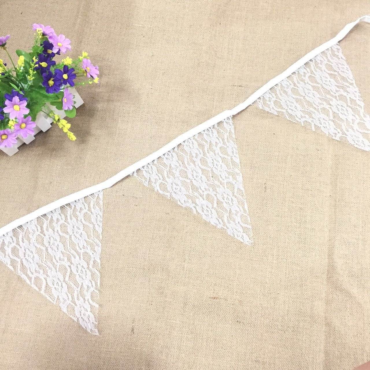 White Lace Cotton Fabric Triangle Flag Banner Garlands 8.5 feet