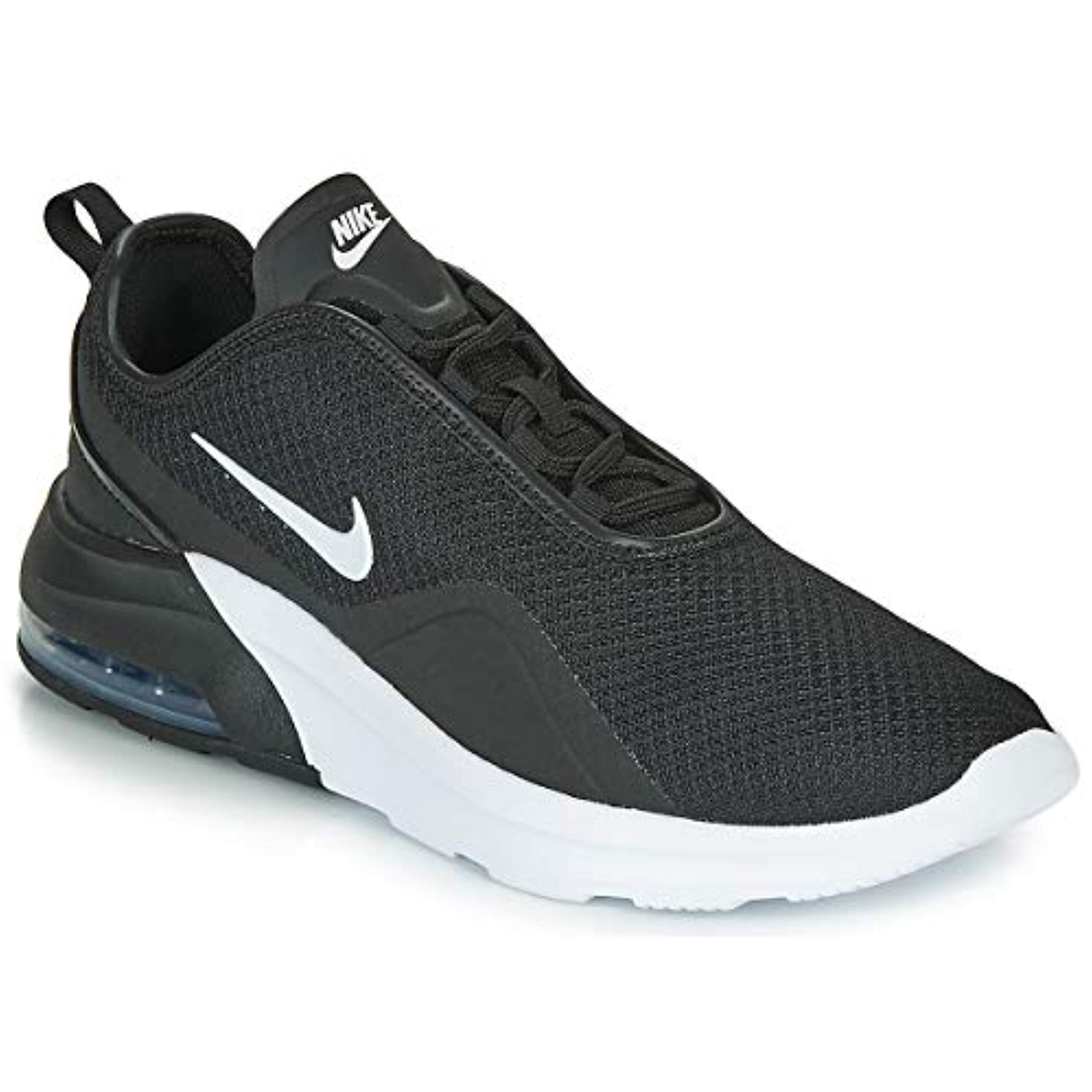 black and white nike air max motion 2