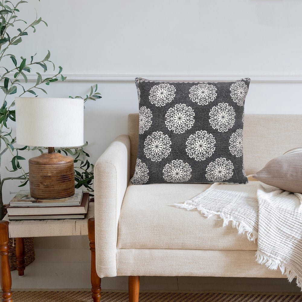 LR Home Ox Bay Hand-Woven Black/White Floral/Botanical All-Natural Cotton Pillow Cover